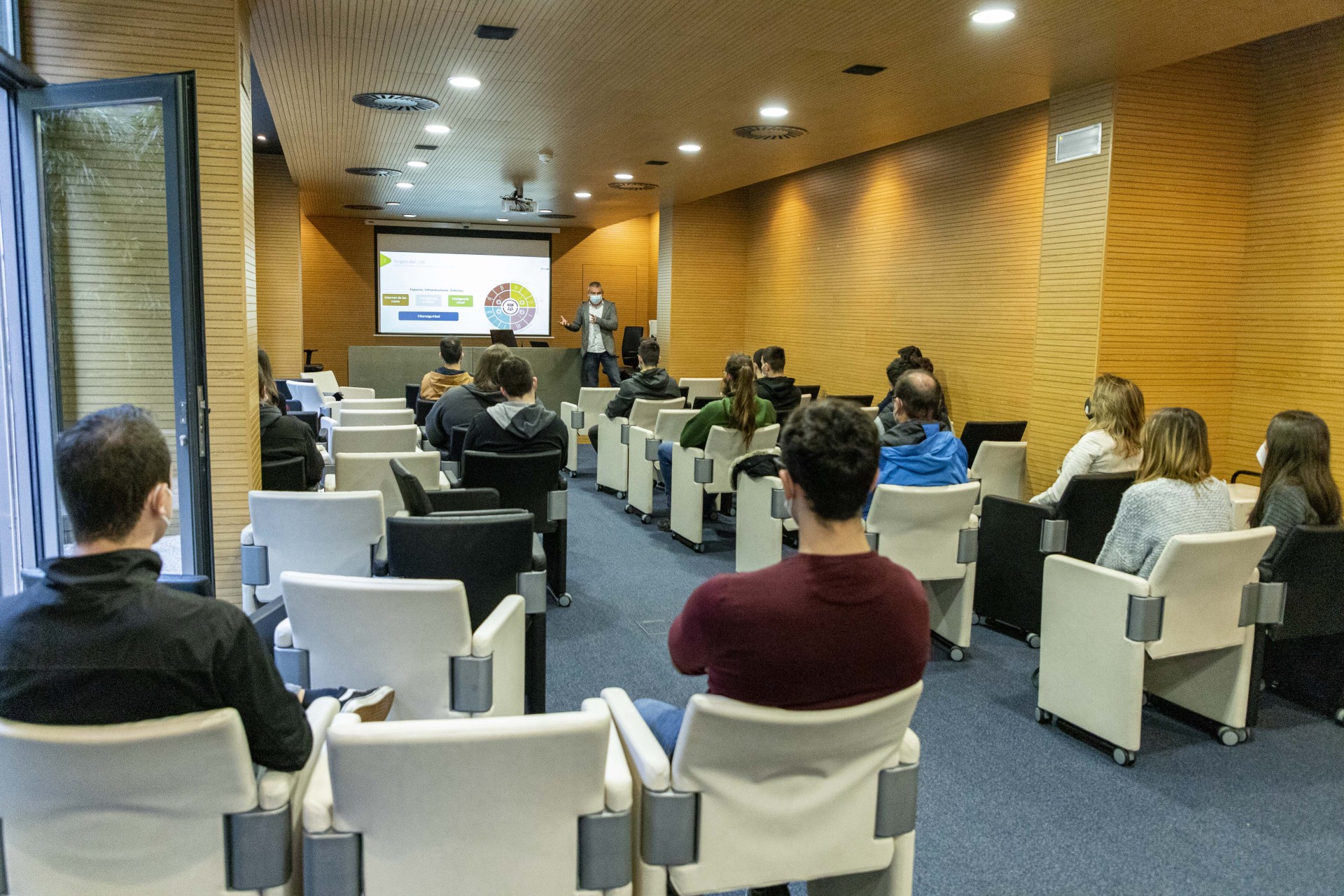 Presentación proyecto Pro IoT Lab