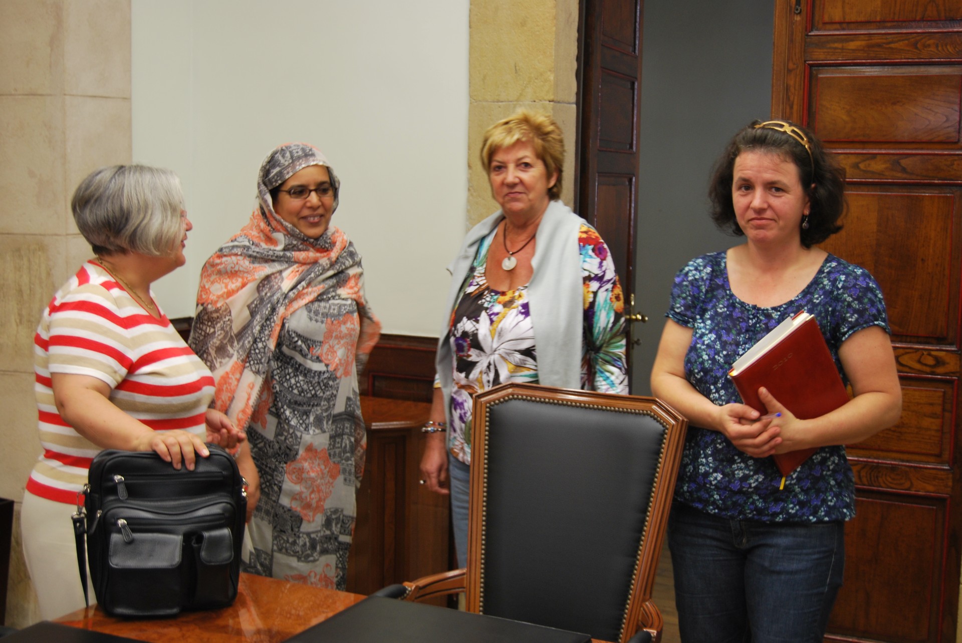 Recepción oficial de la secretaria de la Unión Nacional de Mujeres Saharauis