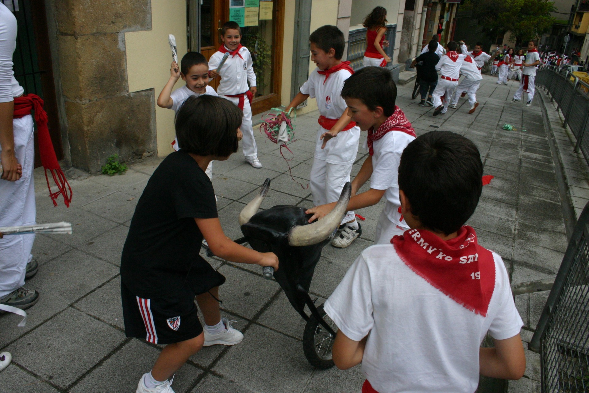 San Fermín 2009, dentro de las colonias de Euskera de Ermua