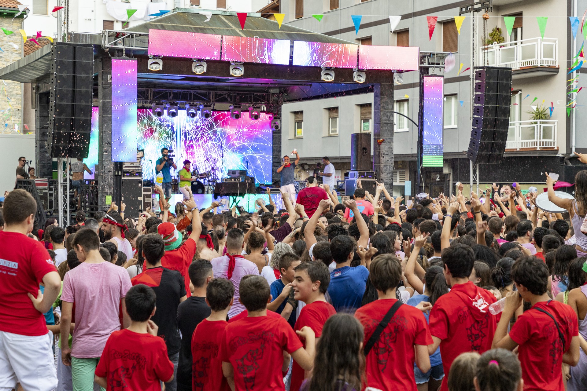 Txupinazo_fiestas_Santiago_2019_Ermua